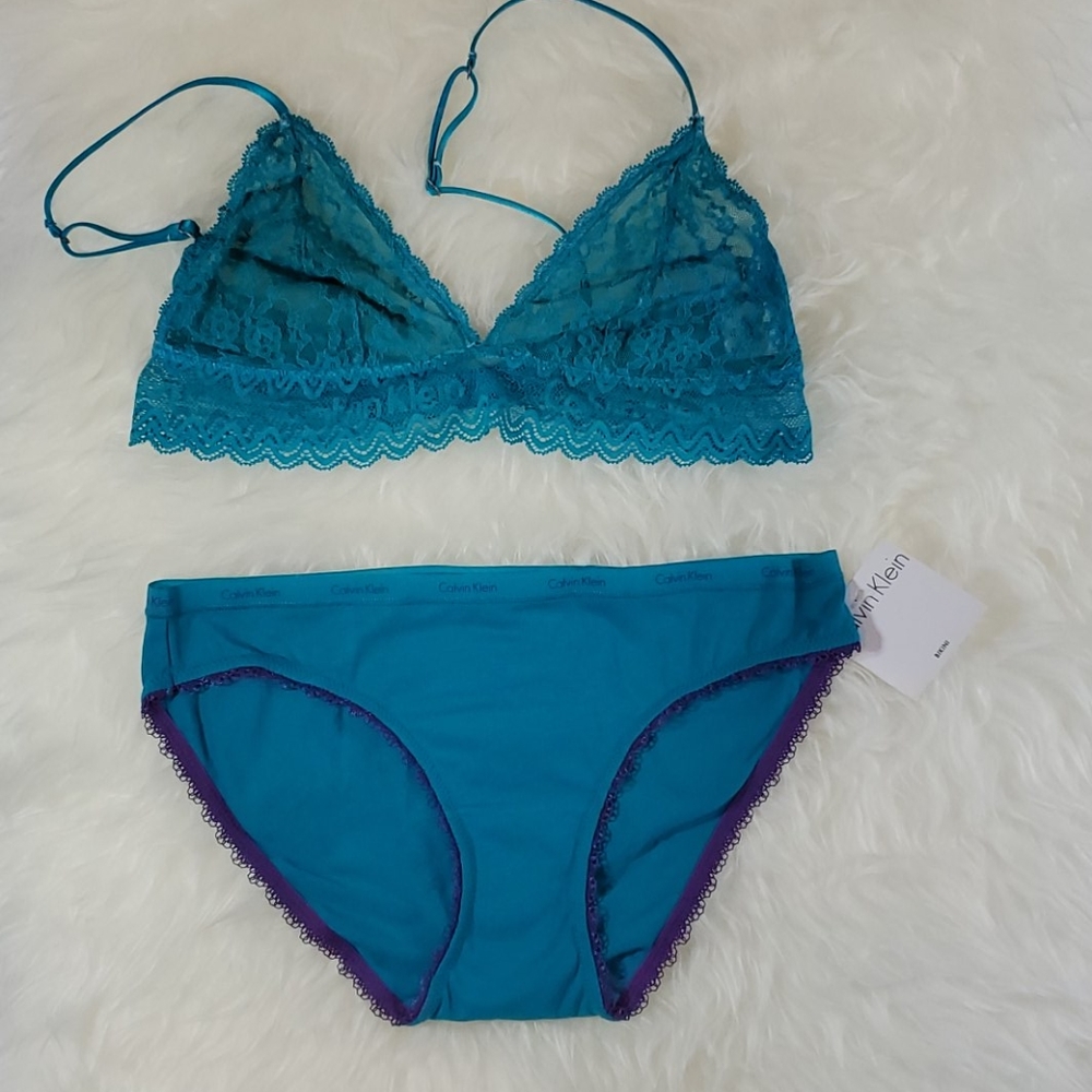 Calvin Klein triangle wireless bra + bikini panty